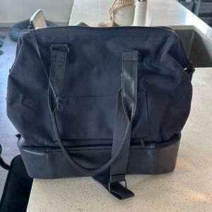 Beis Weekender in Navy